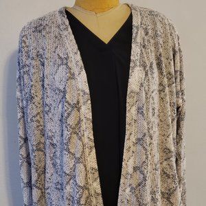 NWT Maurices Snakeskin print Cardigan XXL